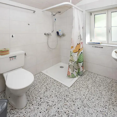 Beim Thor Klein By Interhome Daire